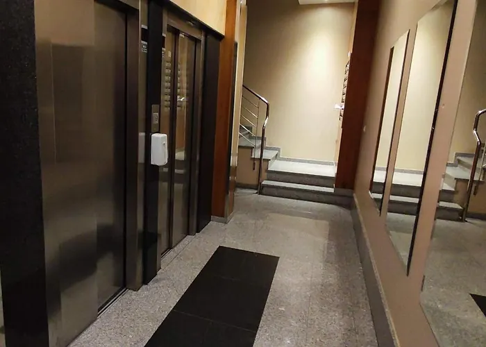 Apartamento Dos Habitaciones Exterior Y Bien Comunicado