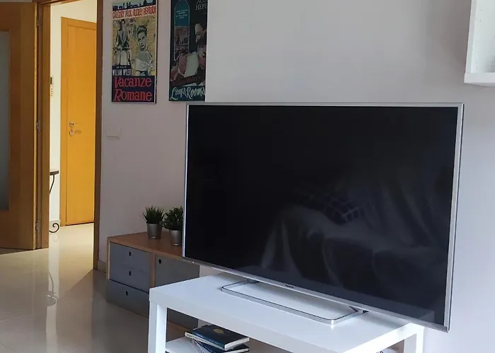 Apartamento Dos Habitaciones Exterior Y Bien Comunicado